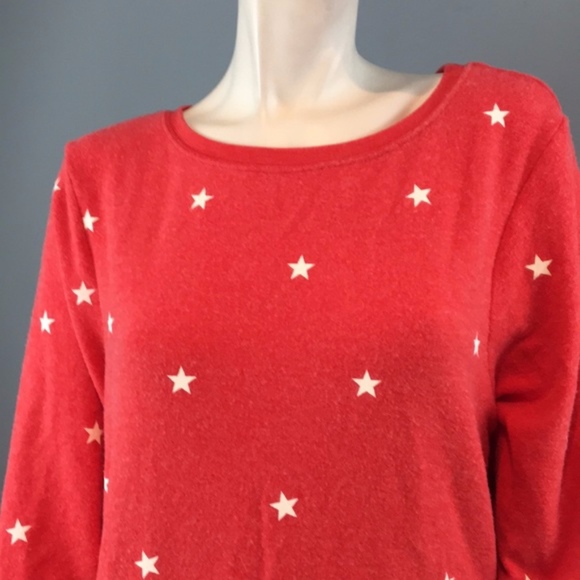Wildfox Tops - NWOT Wildfox Sweater Red with White Stars LARGE